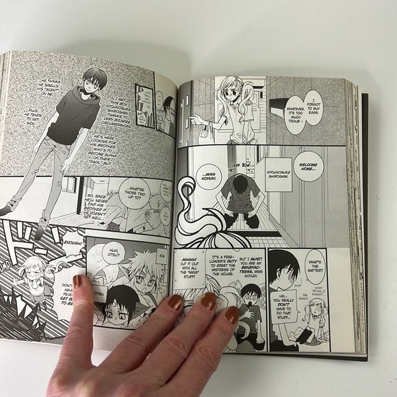 SHINSHOKAN Wolf God Volume 1 Japanese Manga Book - Picture 5 of 6